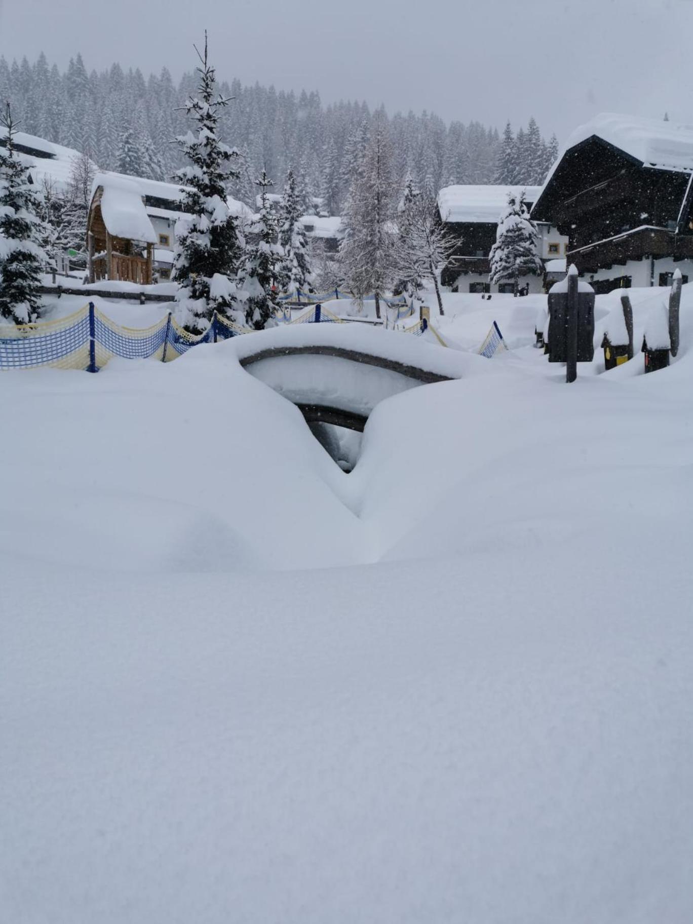 Hapimag Ferienwohnungen Sonnleitn Sonnenalpe Nassfeld Exterior foto